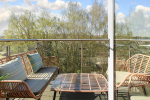 Photo 2- click for photo gallery